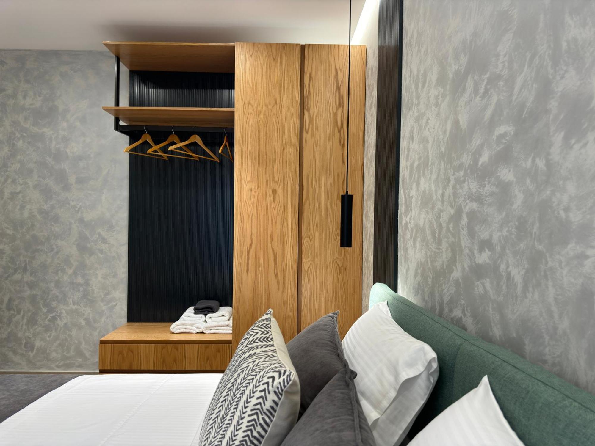 Twins Hotel Wlora Zewnętrze zdjęcie