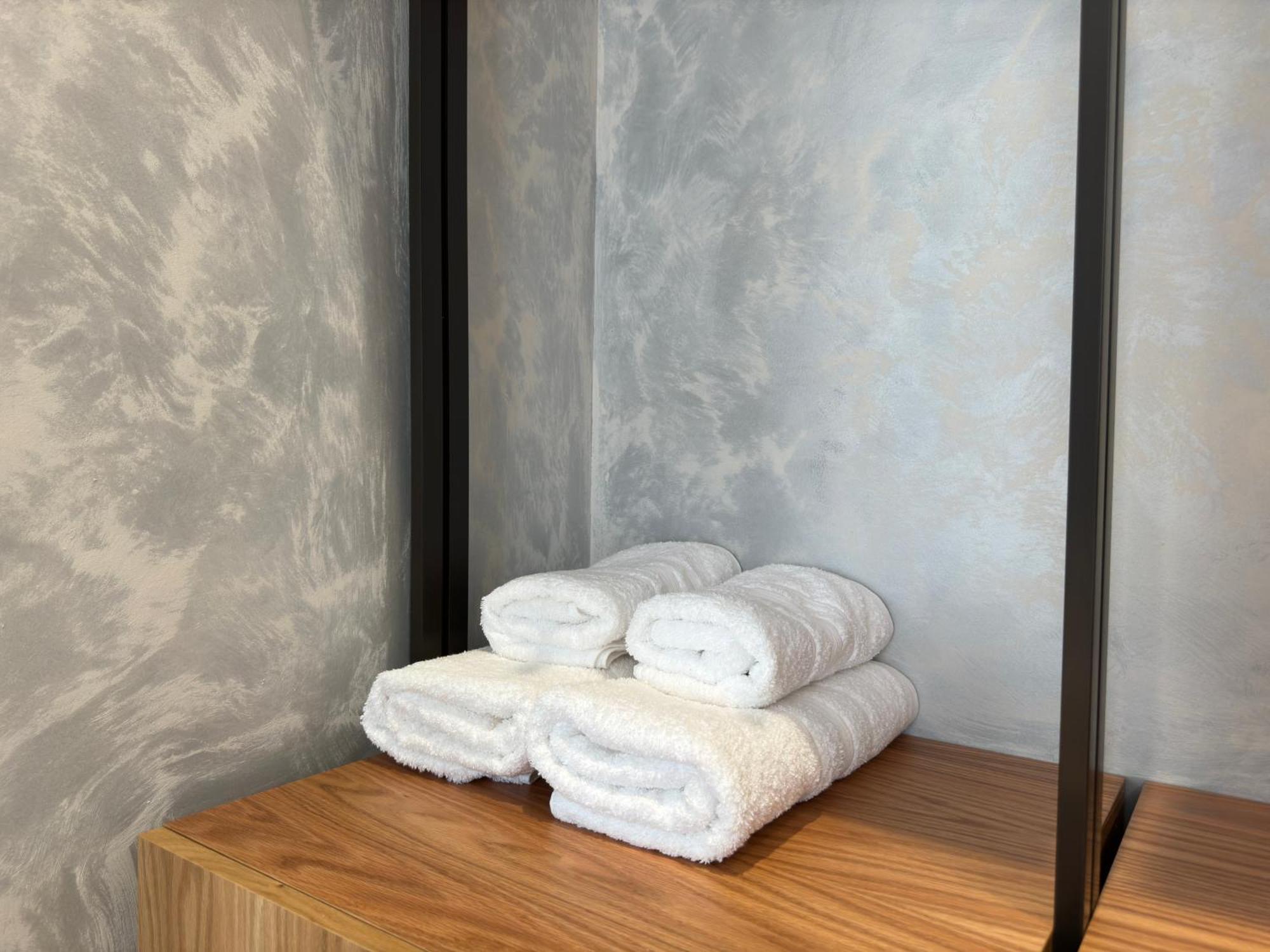 Twins Hotel Wlora Zewnętrze zdjęcie