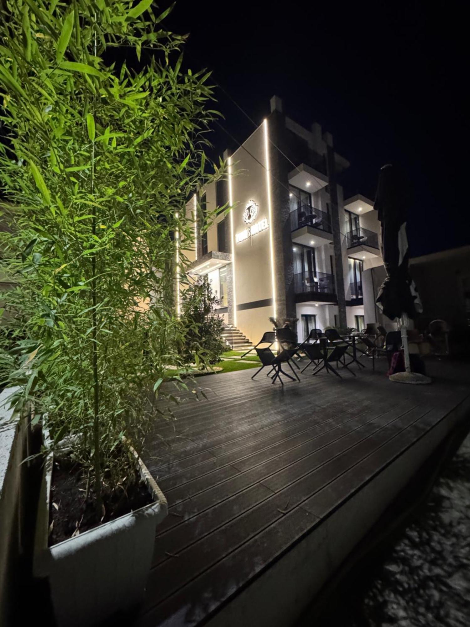 Twins Hotel Wlora Zewnętrze zdjęcie